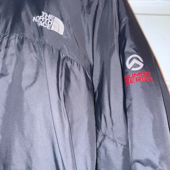 The North Face Men's Black Performance Jacket - Picture 2 of 6